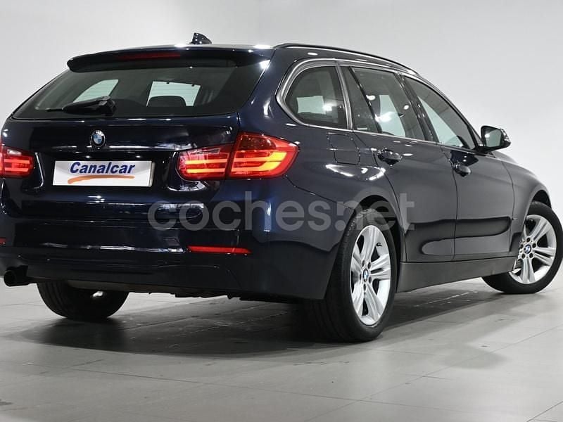 Käytetty BMW 320 Comfort Edition 184 HP (135 kW) 2014 Sininen Farmari