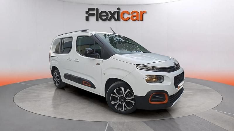 Usado Citroën Berlingo Feel 102 CV (75 kW) 2021 Blanco Monovolumen