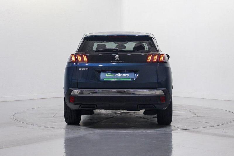Usado Peugeot 3008 Allure 130 CV (95 kW) 2023 Azul SUV