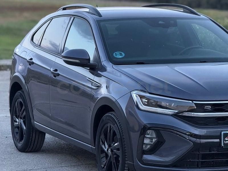Usado VW Taigo R-line 110 CV (80 kW) 2022 Gris / plata SUV