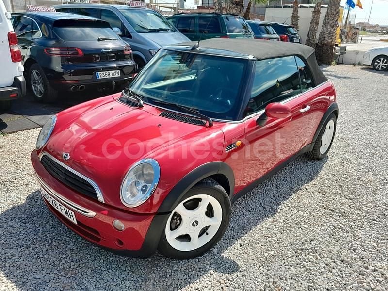 Usado Mini Cooper Cabriolet 116 CV (85 kW) 2004 Rojo Descapotable