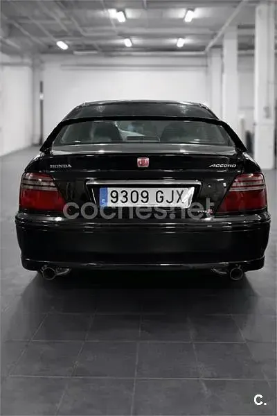 Usado Honda Accord Type R 212 CV (155 kW) 1999 Negro Berlina