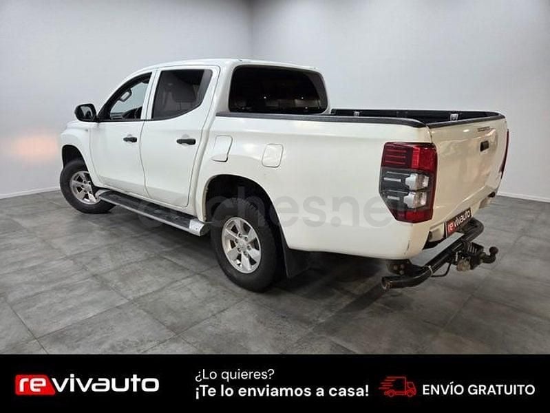 Usado Mitsubishi L200 150 CV (110 kW) 2021 Blanco Pickup/Camioneta