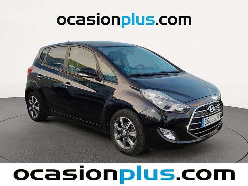 Usado Hyundai ix20 116 CV (85 kW) 2016 Negro Utilitario