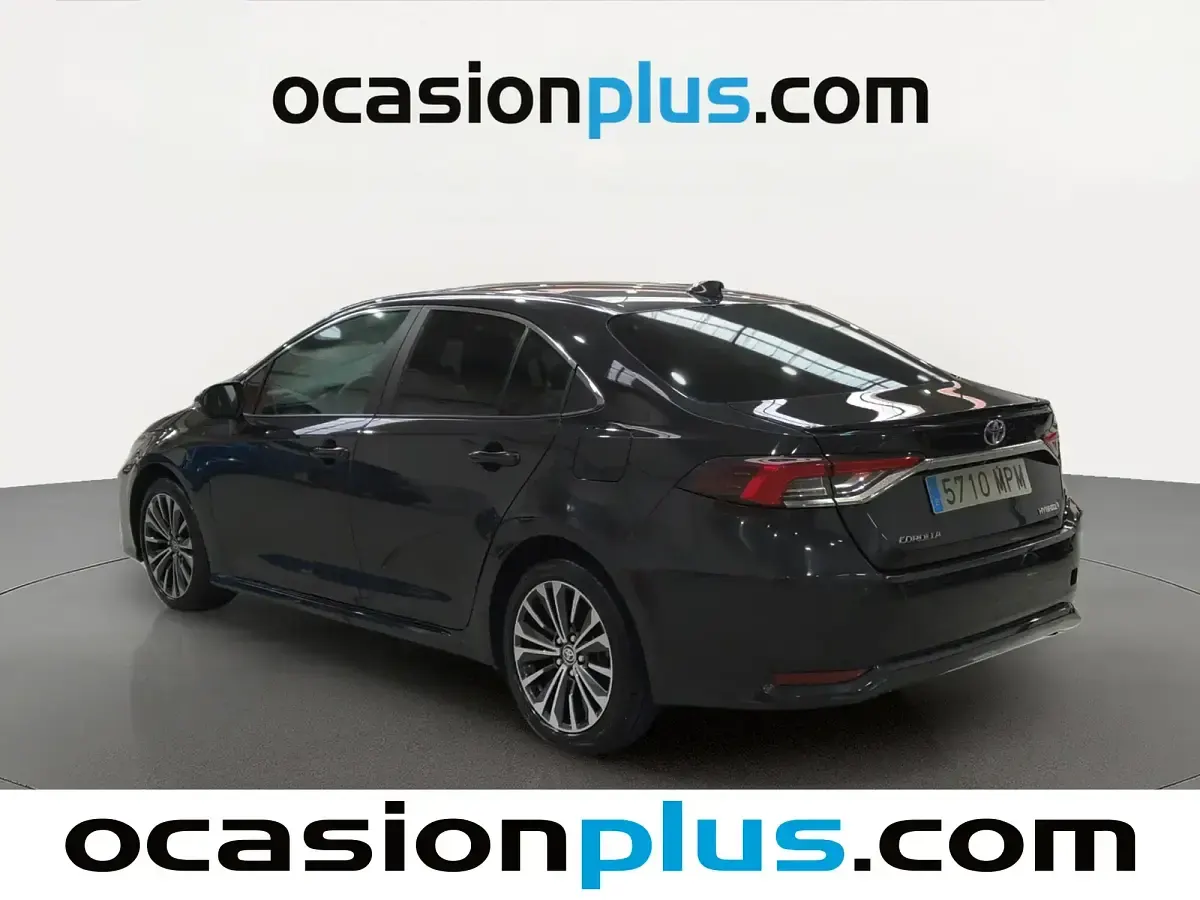 Usado Toyota Corolla Style 140 CV (102 kW) 2024 Negro Berlina
