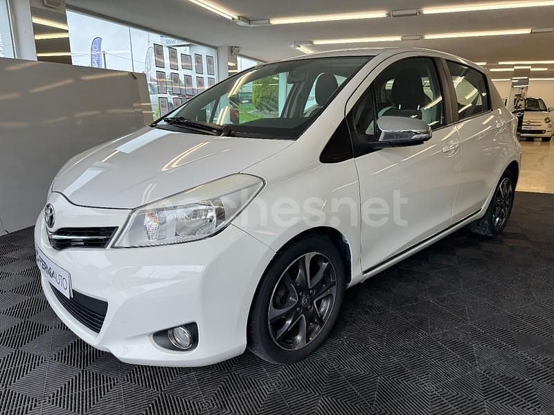 Blanco Usado 2014 Toyota Yaris SoHo Berlina | 8990 € (Precio justo) - Imagen 1/4
