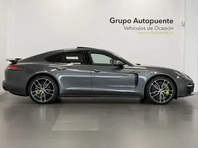 Usado Porsche Panamera 4 E-Hybrid 462 CV (339 kW) 2021 Gris Utilitario