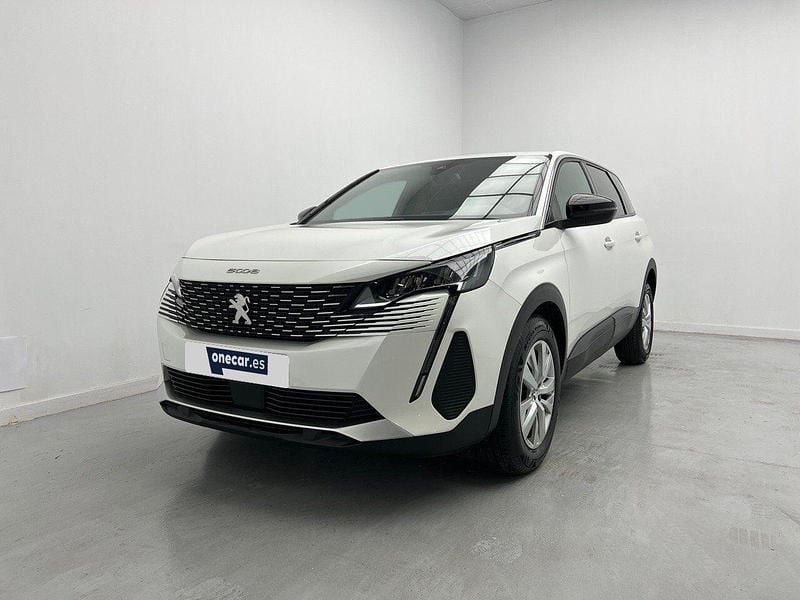 Blanco Usado 2023 Peugeot 5008 Active Monovolumen | 24.590 € (Precio justo) - Imagen 1/4