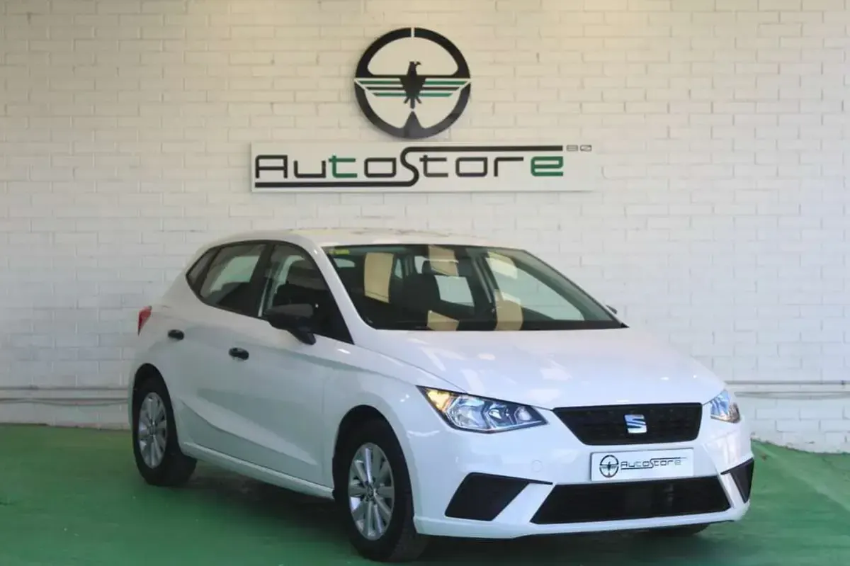 Usado Seat Ibiza Reference 80 CV (58 kW) 2020 Blanco Utilitario