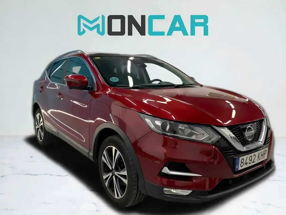 Usado Nissan Qashqai N-Connecta 163 CV (119 kW) 2018 Rojo SUV