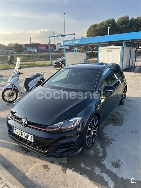 Usado VW Golf VII GTI 245 CV (180 kW) 2018 Negro Berlina