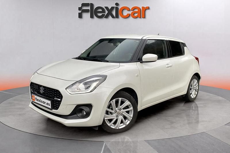 Usado Suzuki Swift 83 CV (61 kW) 2024 Blanco Berlina