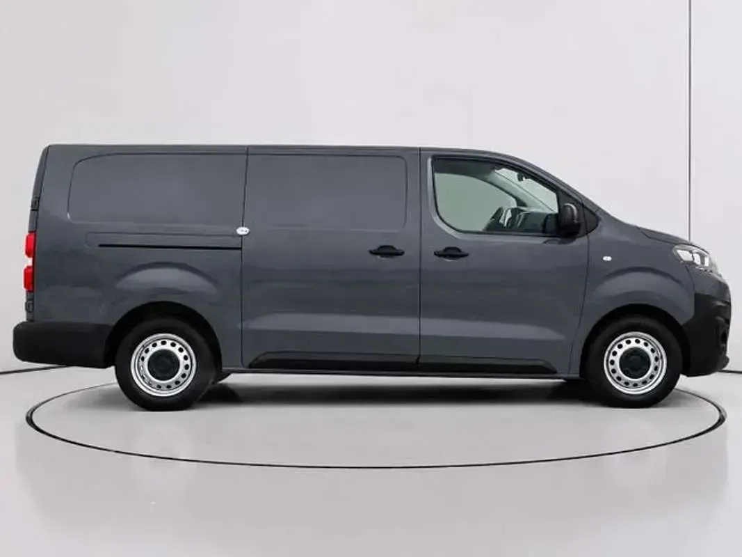 Usado Citroën Jumpy 102 CV (75 kW) 2020 Gris Monovolumen