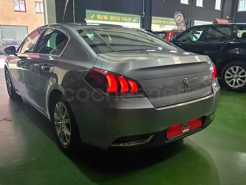 Usado Peugeot 508 Allure 150 CV (110 kW) 2014 Gris / plata Berlina
