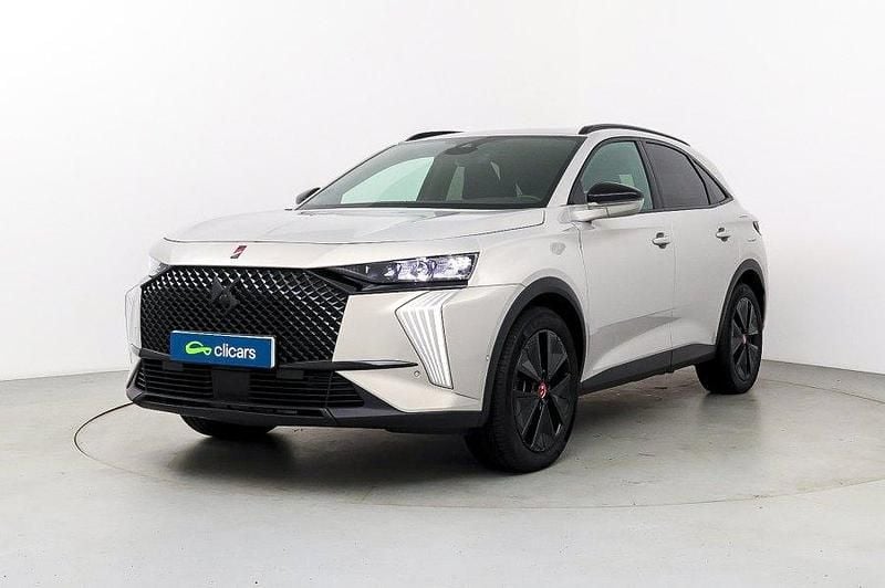 Usado DS Automobiles DS7 Crossback Performance 360 CV (264 kW) 2025 Gris / plata SUV