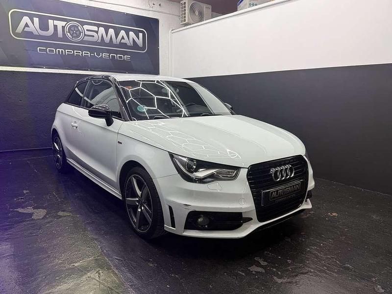 Usado Audi A1 Attraction 86 CV (63 kW) 2014 Blanco Utilitario