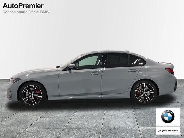 Usado BMW 318 Comfort Edition 150 CV (110 kW) 2024 Gris Berlina
