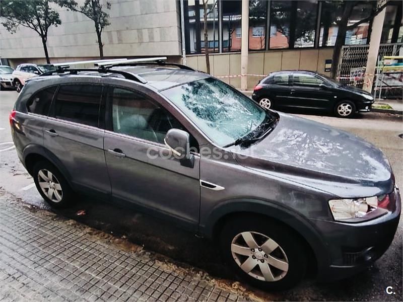 Gris / plata Usado 2011 Chevrolet Captiva LT SUV | 6000 € (Super precio) - Imagen 1/4