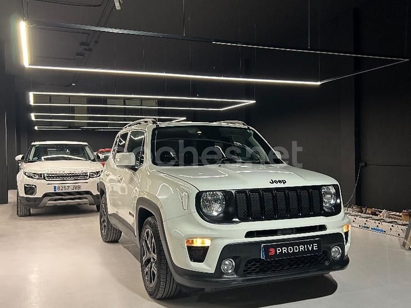Usado Jeep Renegade Night Eagle 120 CV (88 kW) 2022 Blanco SUV