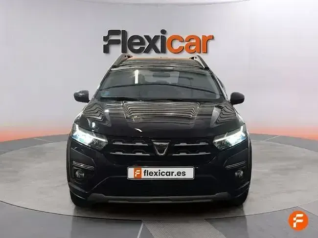 Usado Dacia Jogger Comfort 100 CV (73 kW) 2022 Negro Monovolumen