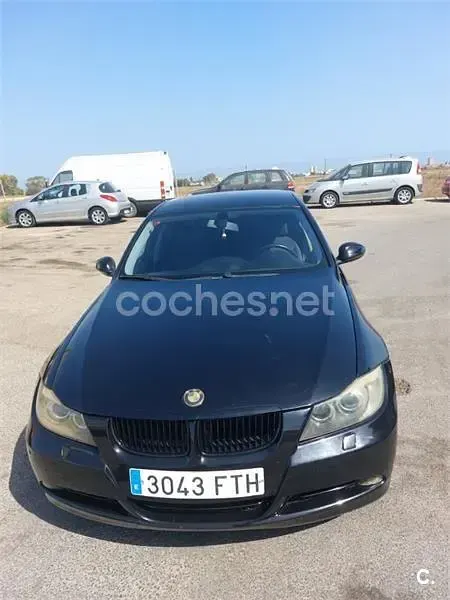 Usado BMW 320 163 CV (119 kW) 2007 Negro Familiar