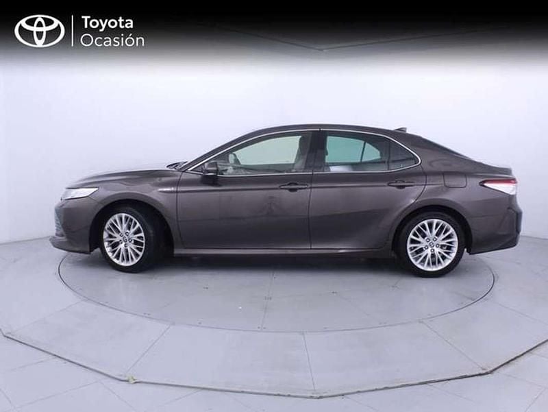 Usado Toyota Camry Luxury 218 CV (160 kW) 2021 Negro Berlina