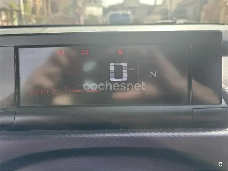 Usado Citroën C4 Cactus Shine Edition 92 CV (67 kW) 2014 Gris / plata Utilitario