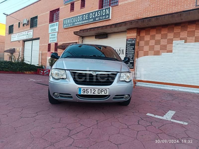 Gris / plata Usado 2005 Chrysler Voyager Monovolumen | 5700 € (Un poco caro) - Imagen 1/4