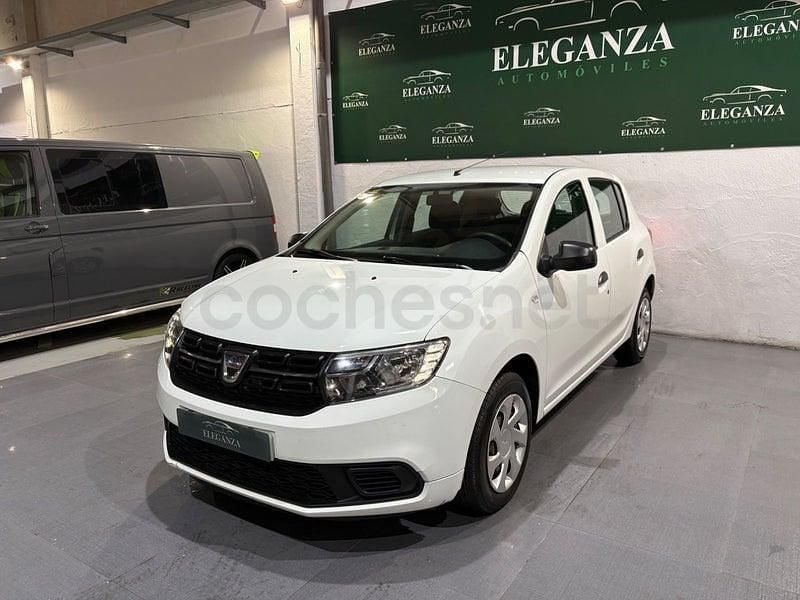 Blanco Usado 2018 Dacia Sandero Lauréate Berlina | 5990 € (Buen precio) - Imagen 1/4