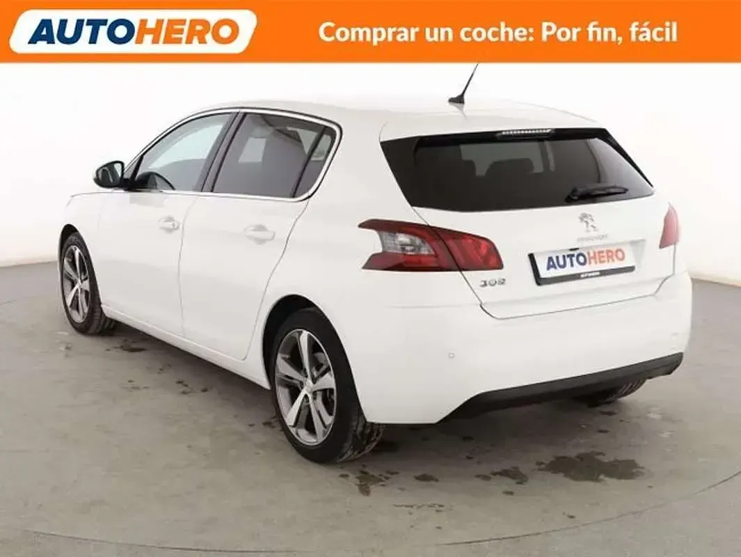 Usado Peugeot 308 Allure 131 CV (96 kW) 2019 Blanco Utilitario