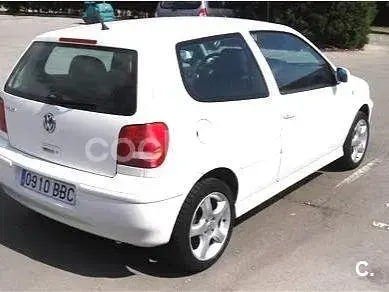 Usado VW Polo Trendline 60 CV (44 kW) 2000 Blanco Berlina