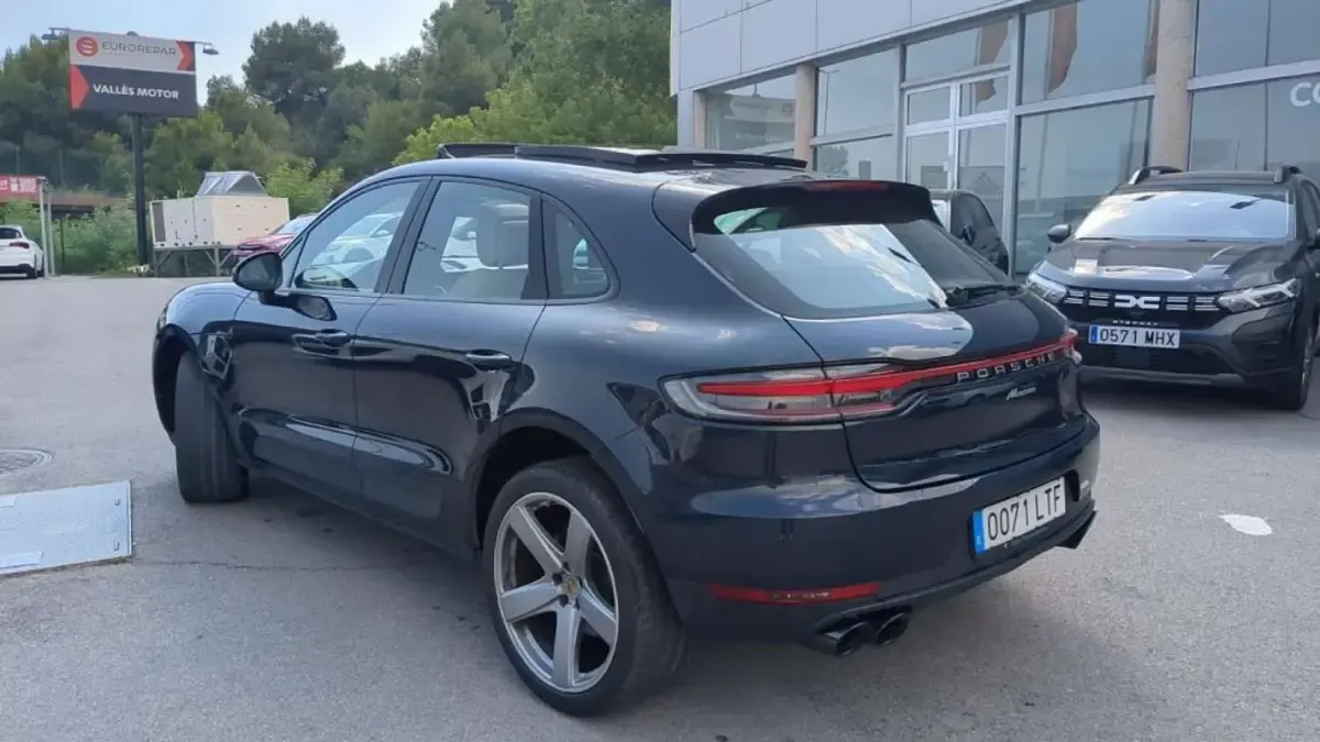 Usado Porsche Macan 245 CV (180 kW) 2021 Azul SUV