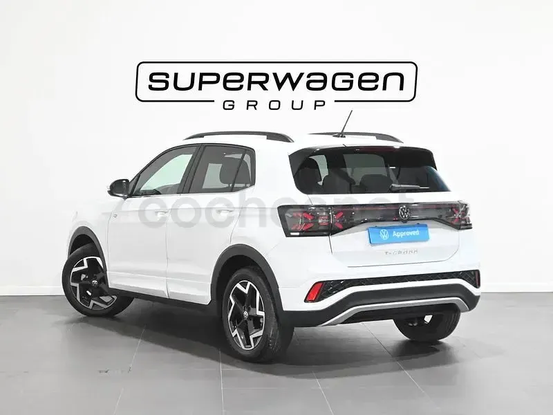Usado VW T-Cross R-line 116 CV (85 kW) 2025 Blanco SUV