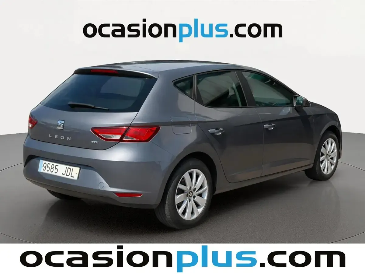 Usado Seat Leon Reference 105 CV (77 kW) 2015 Gris Utilitario