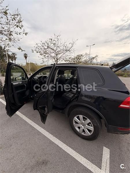 Usado VW Touareg Terrain Tech 245 CV (180 kW) 2012 Negro SUV