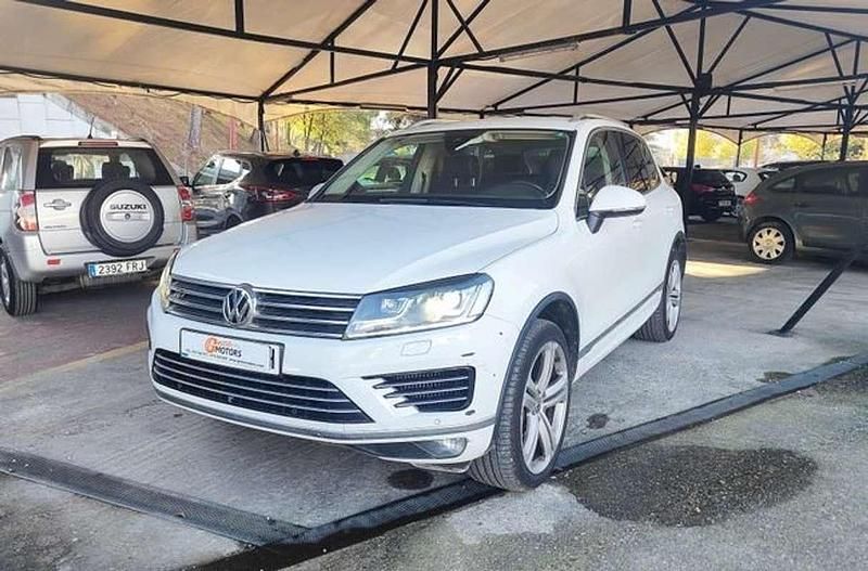 Usado VW Touareg R-line 262 CV (192 kW) 2015 Blanco SUV