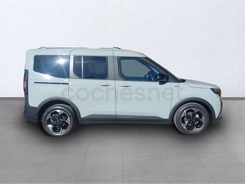 Usado Ford Tourneo Courier Active 125 CV (91 kW) 2025 Gris / plata Monovolumen