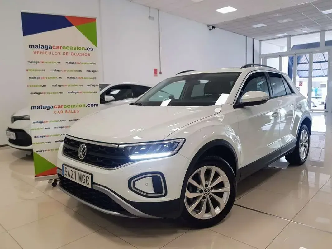 Usado VW T-Roc Life 110 CV (80 kW) 2023 Blanco SUV