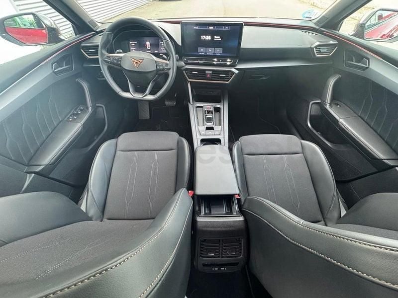 Usado Cupra Leon 150 CV (110 kW) 2025 Rojo Berlina