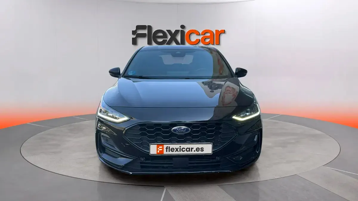 Usado Ford Focus ST-Line 155 CV (114 kW) 2023 Negro Berlina