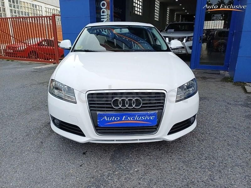 Usado Audi A3 Ambition 105 CV (77 kW) 2009 Blanco Utilitario