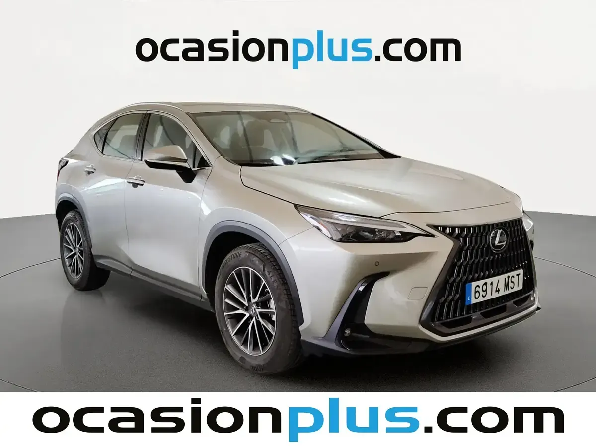 Usado Lexus NX350h 242 CV (177 kW) 2024 Gris Pickup/Camioneta