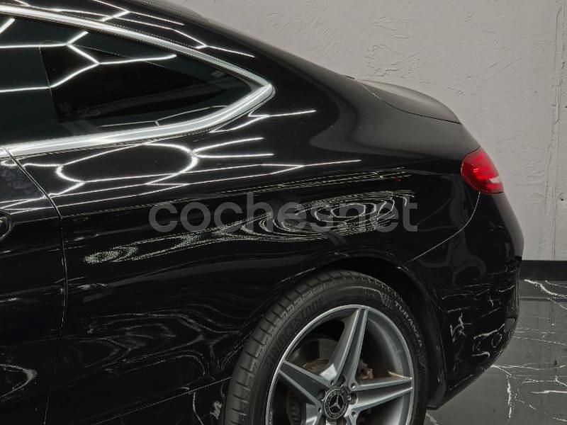 Usado Mercedes C300 245 CV (180 kW) 2017 Negro Coupe