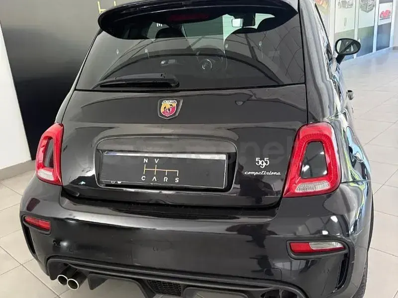 Usado Abarth 595 Competizione 180 CV (132 kW) 2019 Negro Berlina