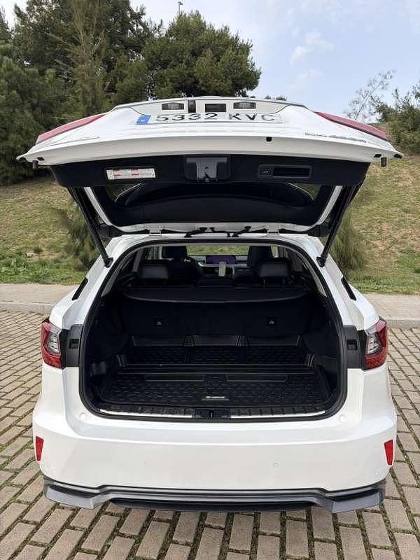Usado Lexus RX450hL Luxury Line 313 CV (230 kW) 2019 Blanco SUV