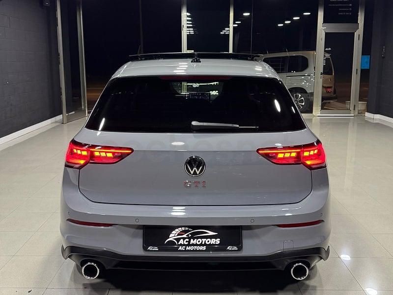 Usado VW Golf VIII GTI 265 CV (194 kW) 2025 Gris / plata Berlina