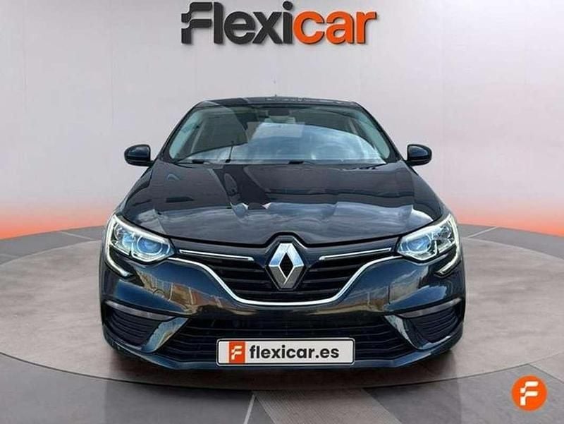 Usado Renault Mégane IV LIMITED 116 CV (85 kW) 2020 Negro Utilitario