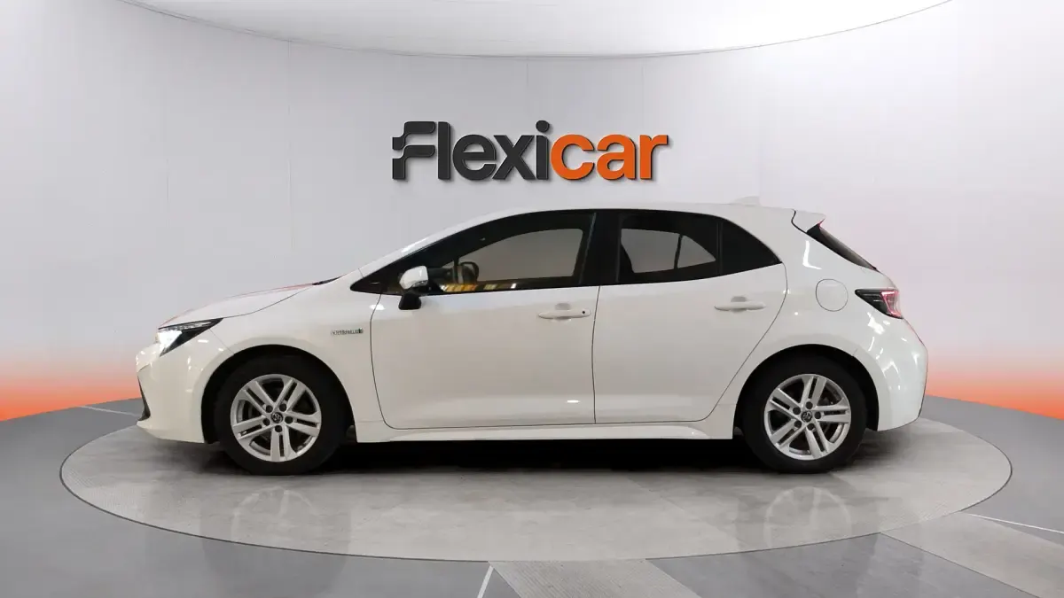 Usado Toyota Corolla Business Edition 122 CV (89 kW) 2019 Blanco Berlina