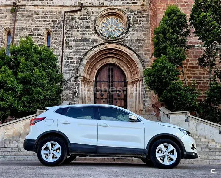 Usado Nissan Qashqai Acenta 115 CV (84 kW) 2018 Blanco SUV