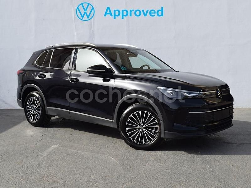 Negro Usado 2024 VW Tiguan Life SUV | 38.748 € (Precio justo) - Imagen 1/4